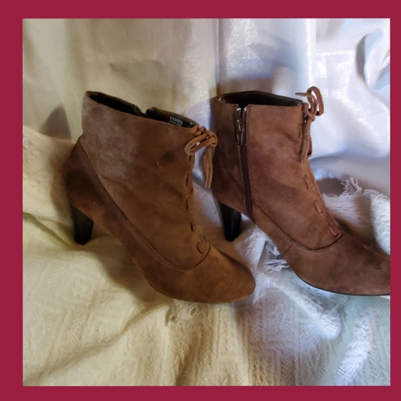 Seude Stilleto Ankle Boots - Picture 3 of 9